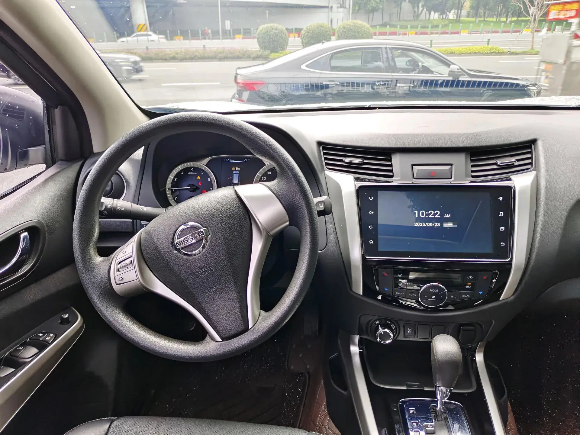 2020 NISSAN TERRA thumbnail 4