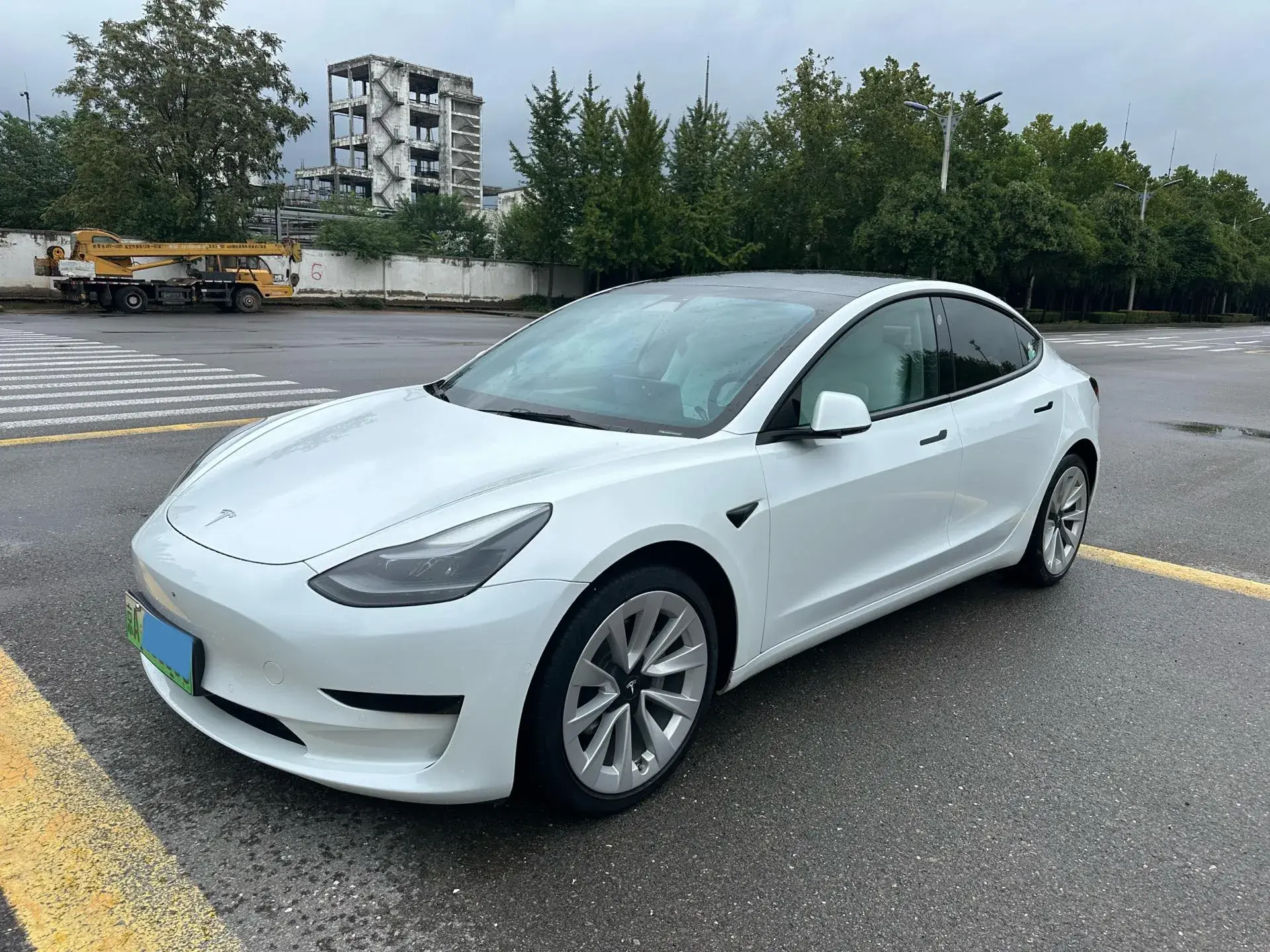 2021 TESLA MODEL view 1
