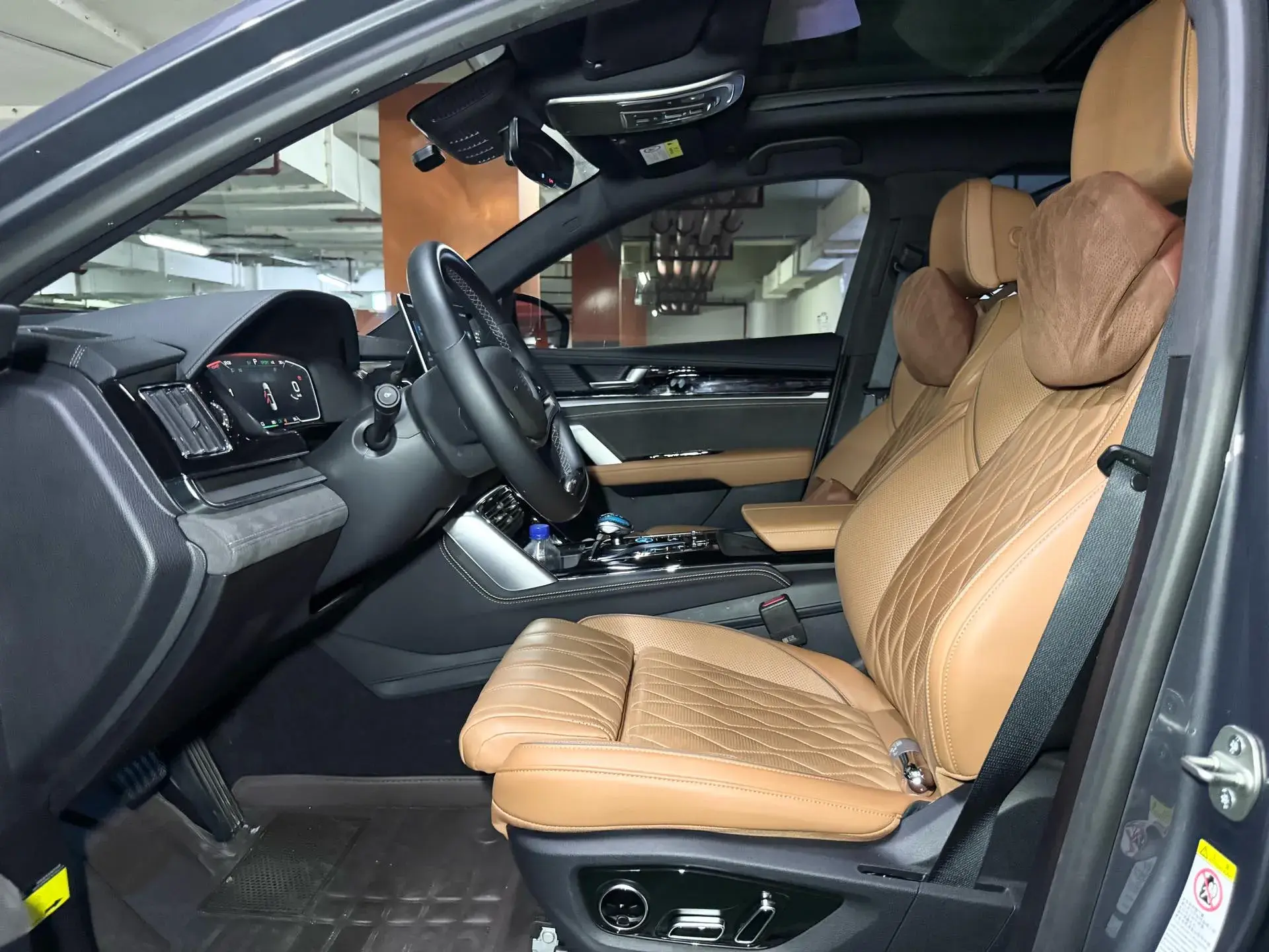 2023 BYD TANG thumbnail 4