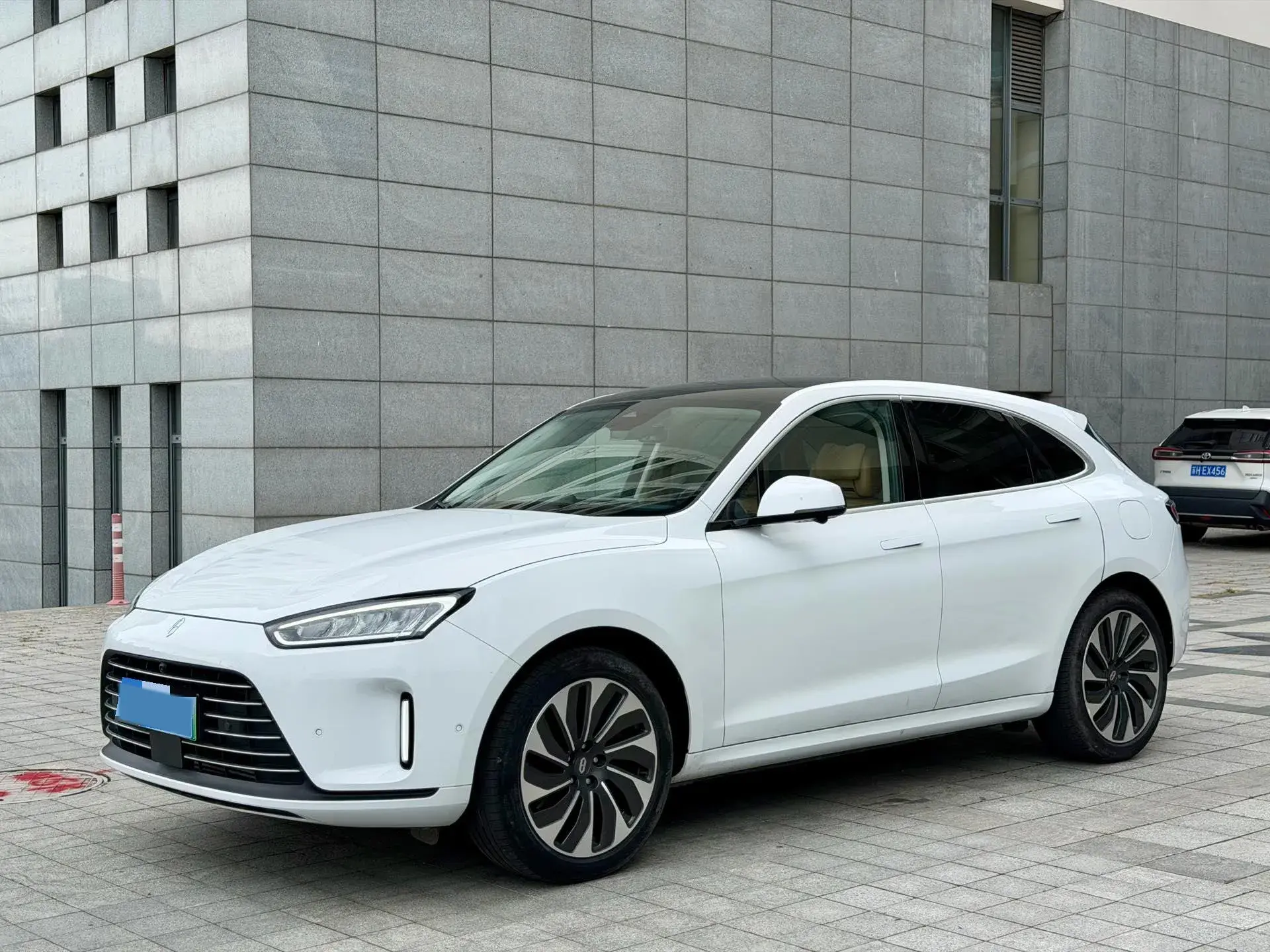 2022 HIMA AITO view 1