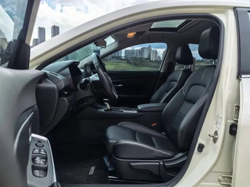 2022 NISSAN SYLPHY thumbnail 4