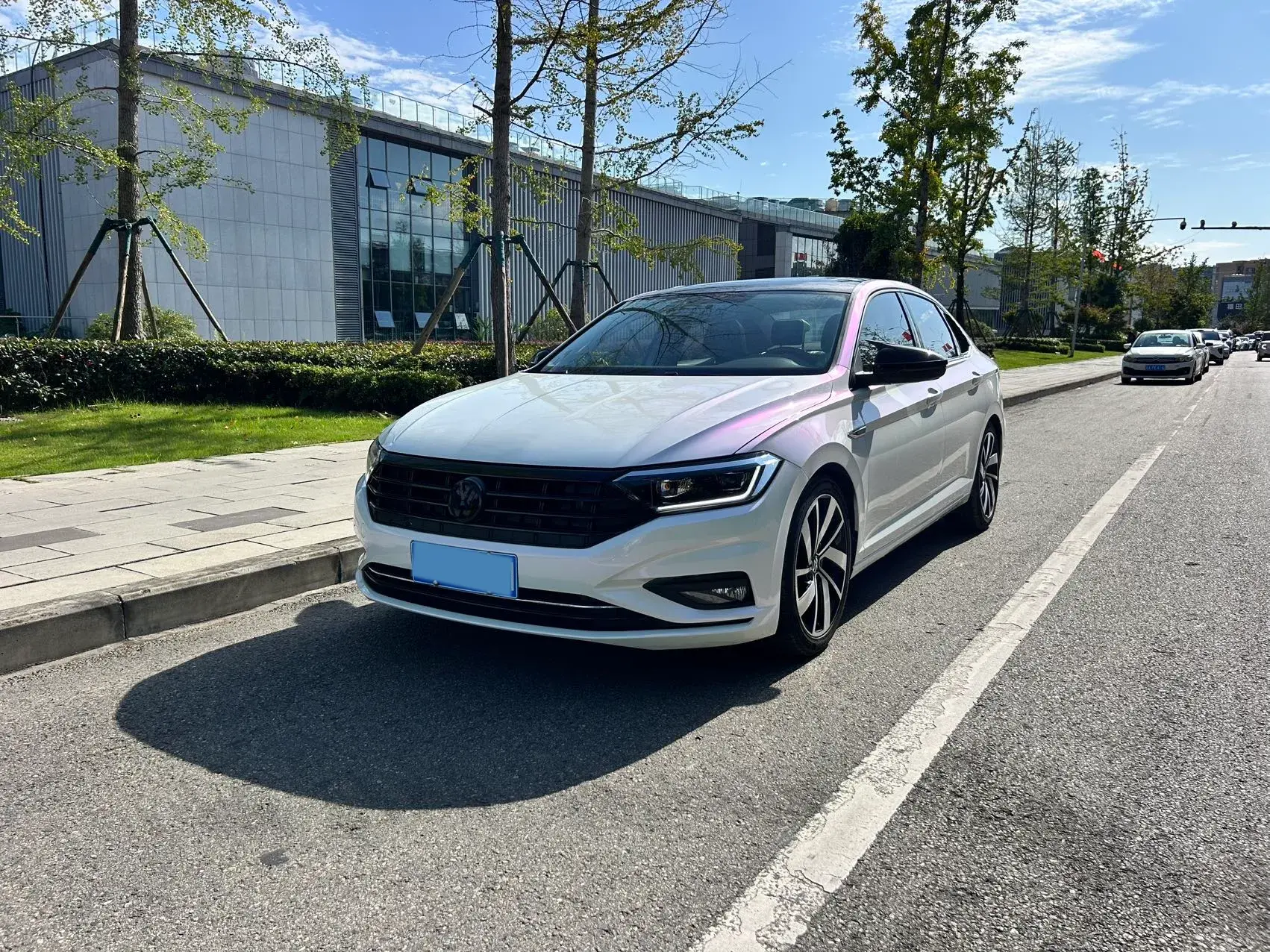 2021 VOLKSWAGEN SAGITAR view 1