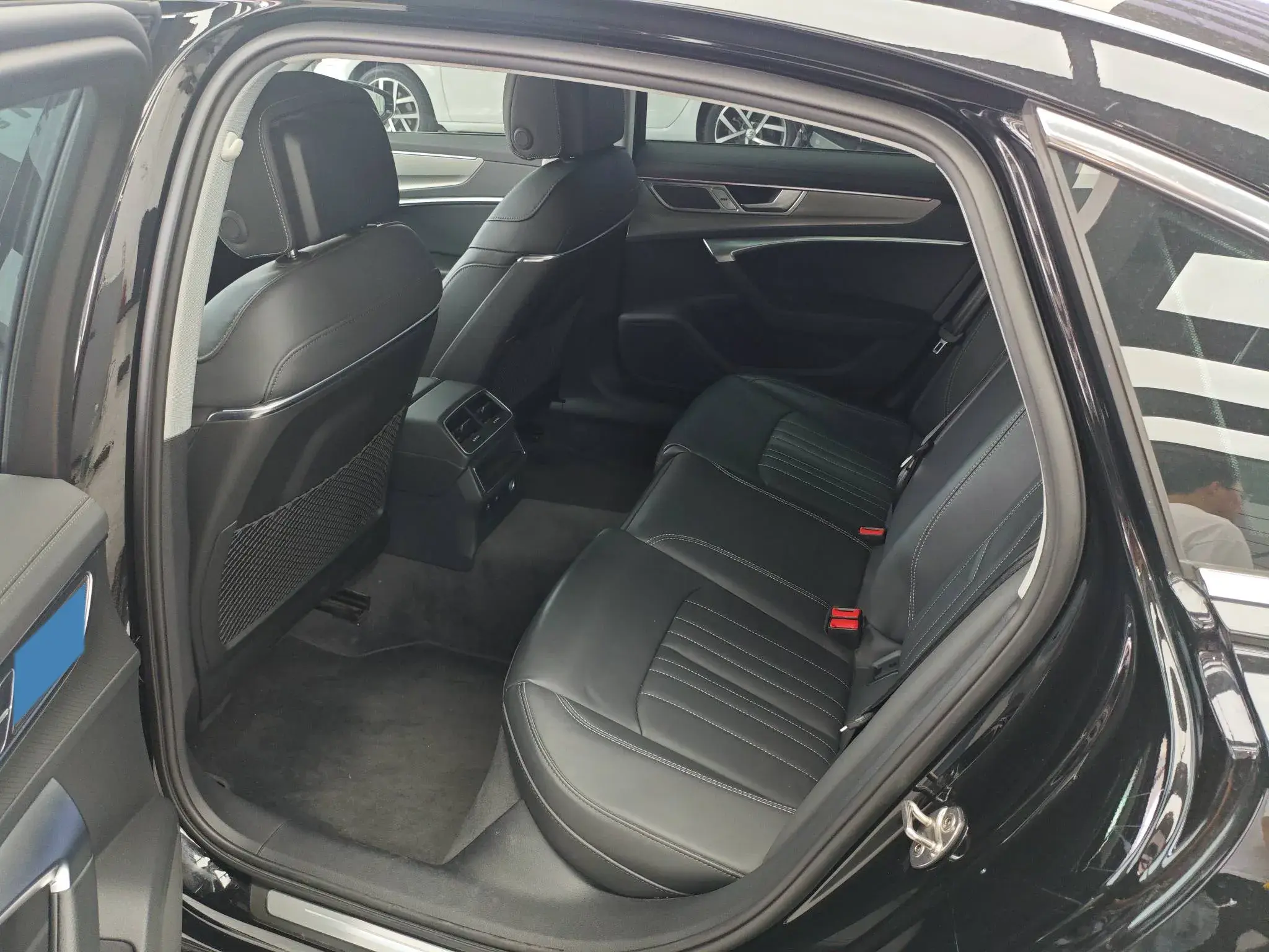 2023 AUDI A6L thumbnail 3