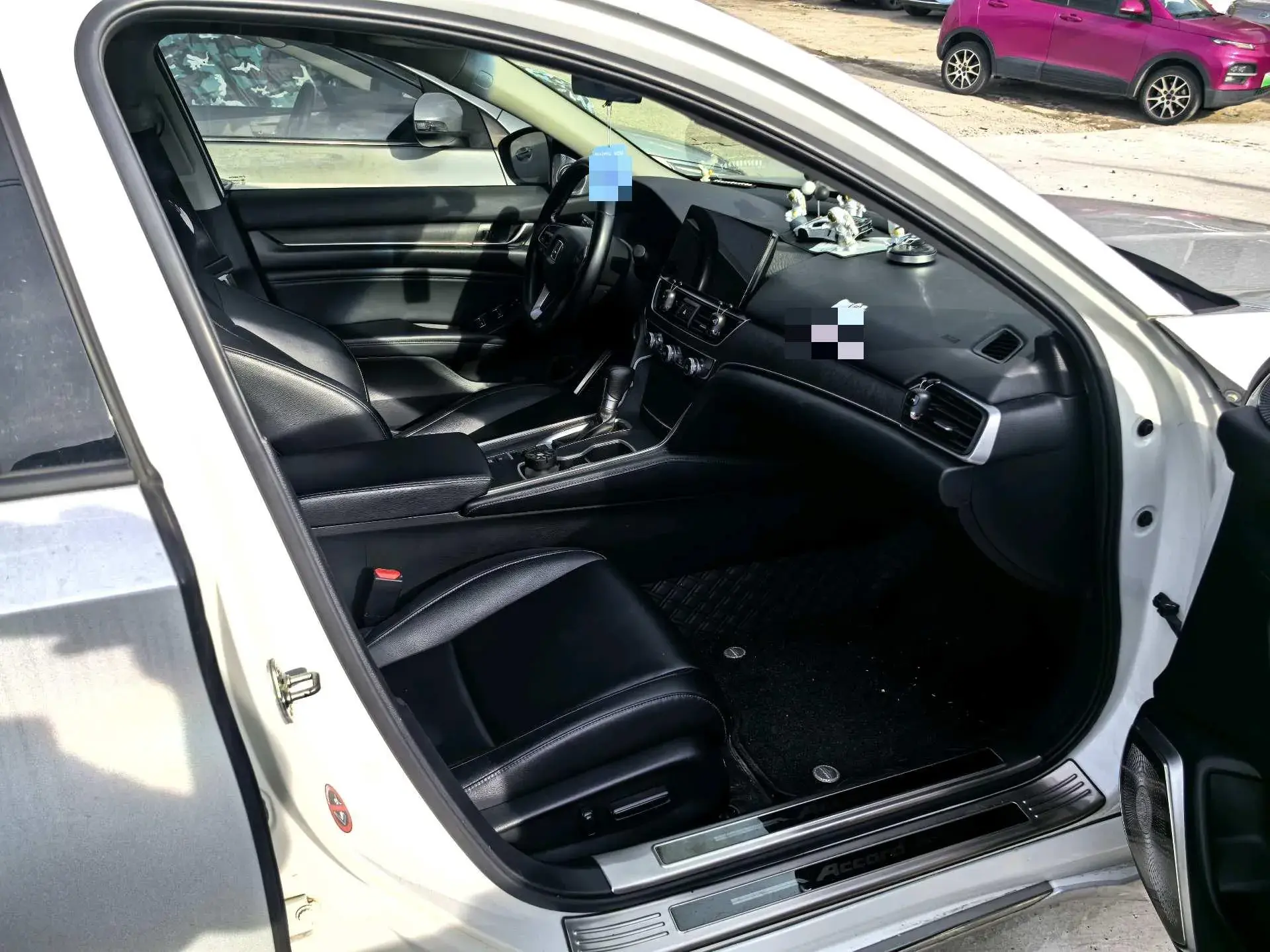 2018 HONDA ACCORD thumbnail 4