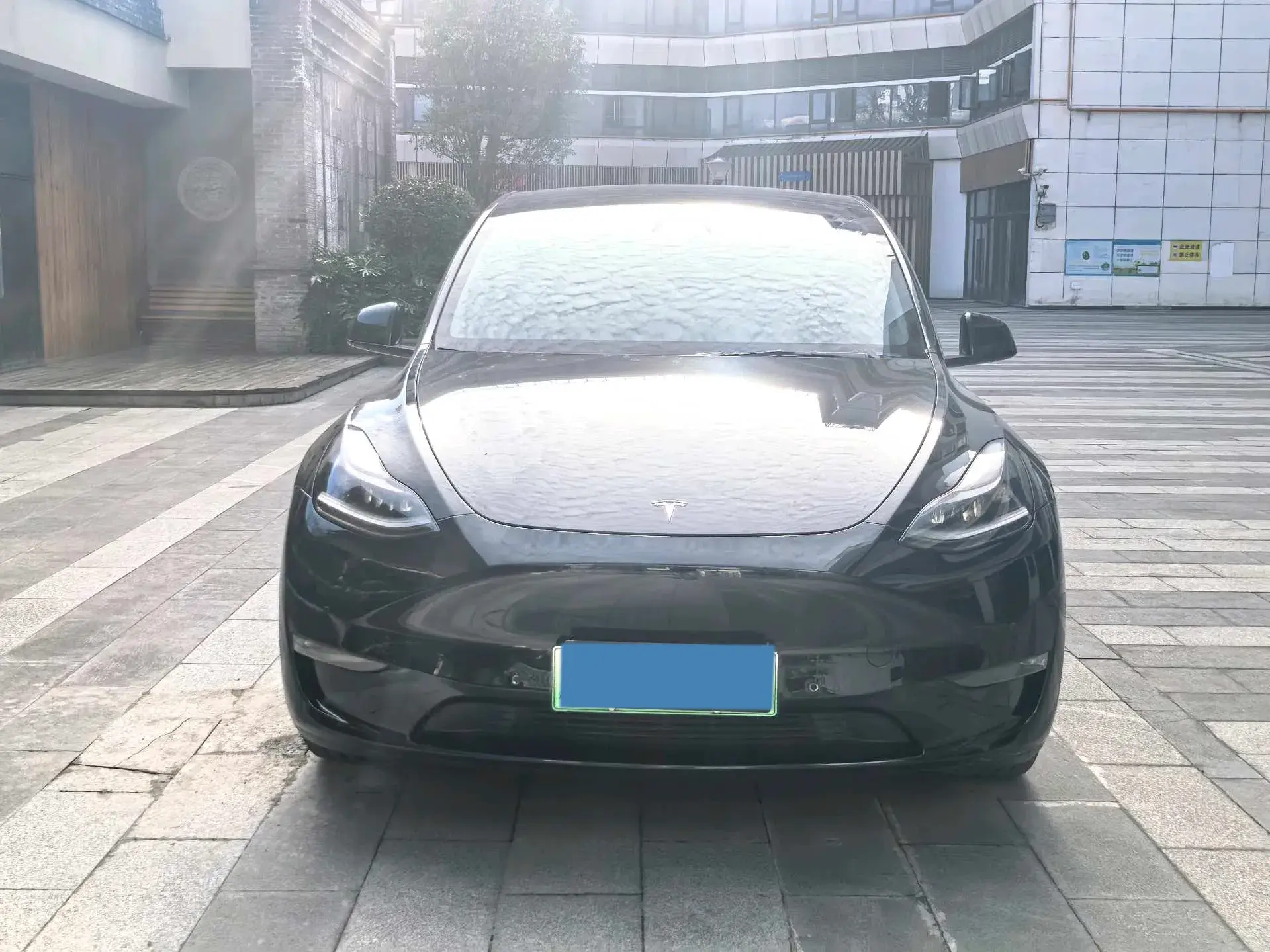 2021 TESLA MODEL thumbnail 2