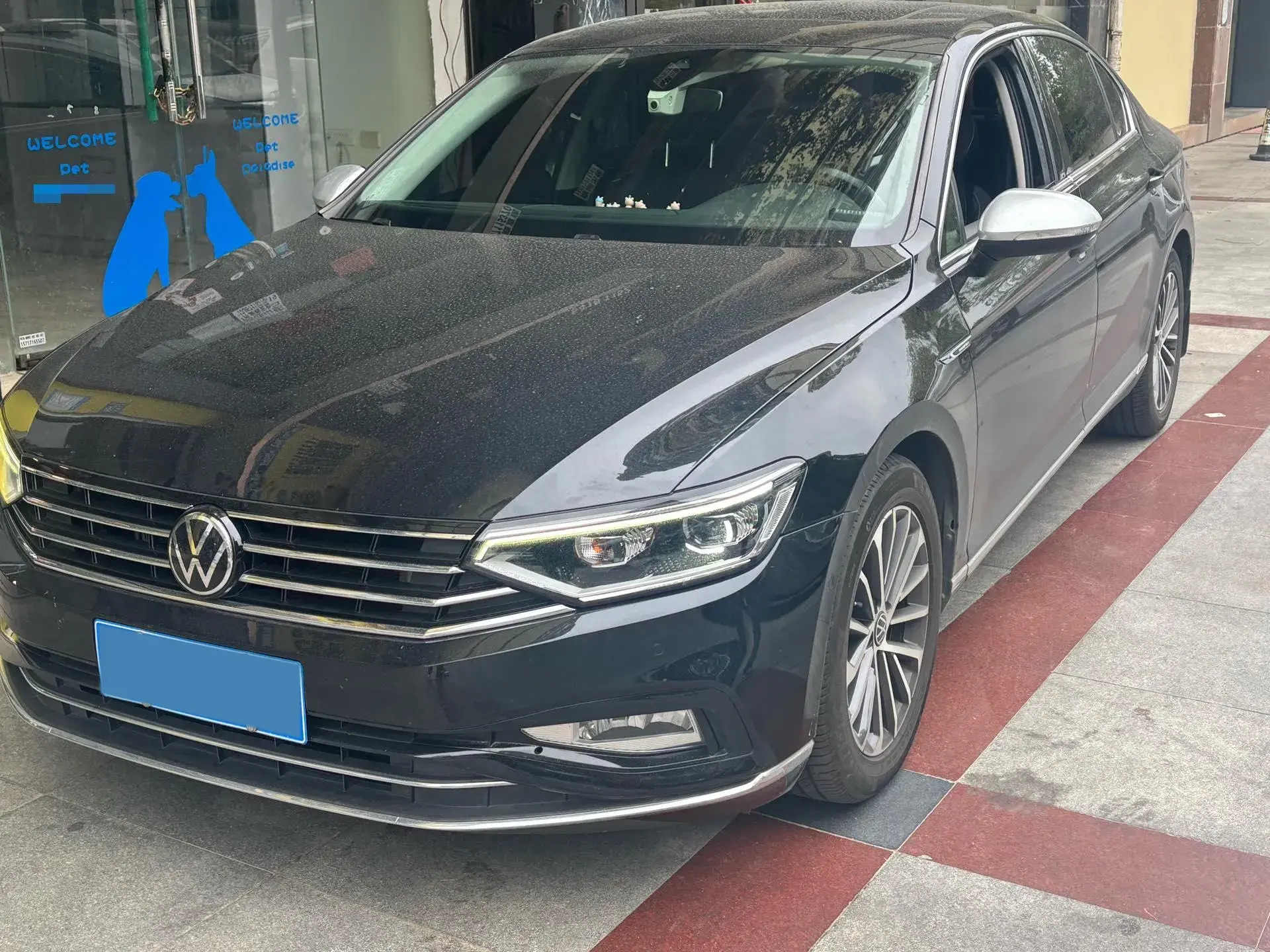 2020 VOLKSWAGEN MAGOTAN view 1