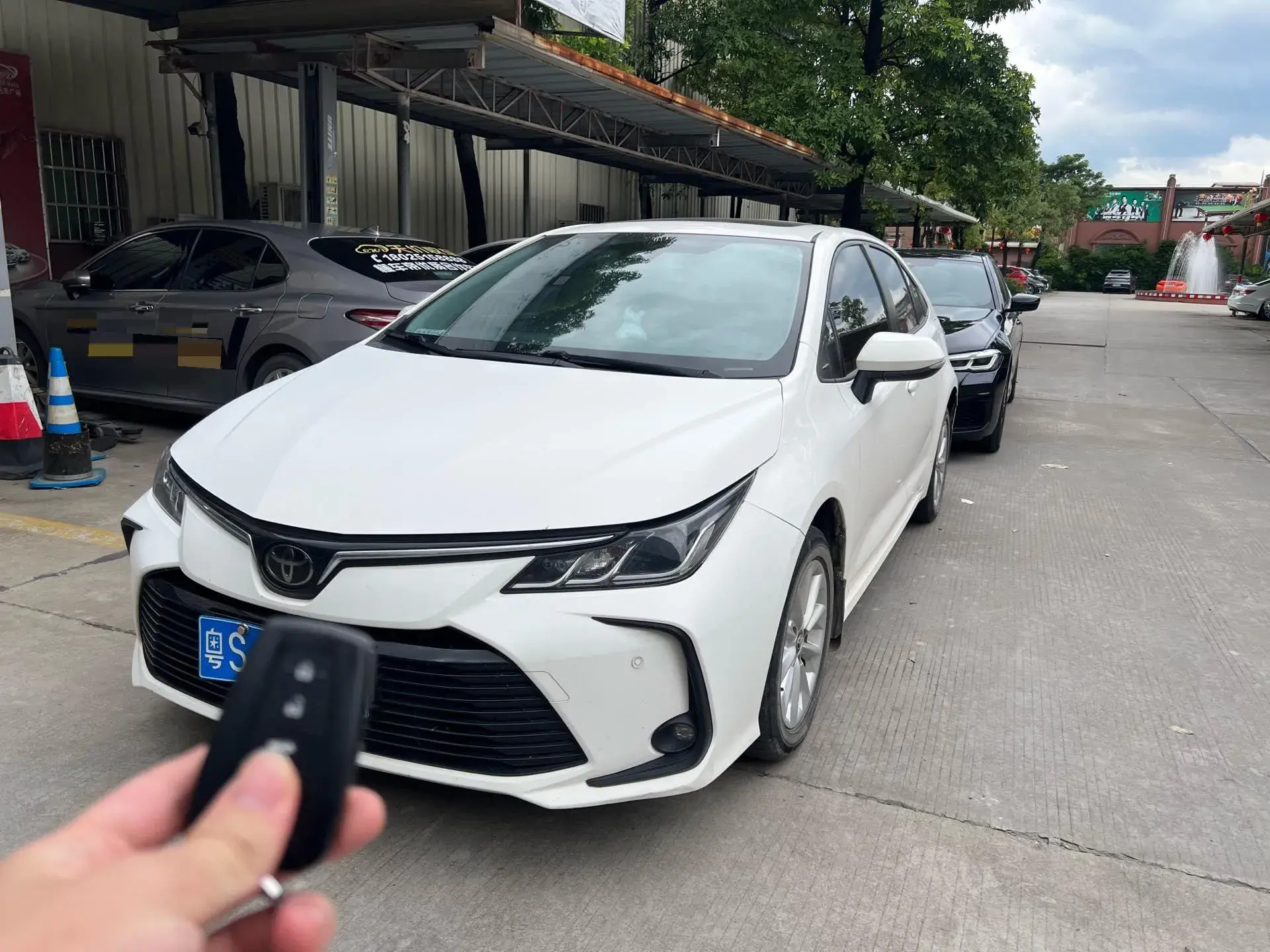 2021 TOYOTA COROLLA view 1