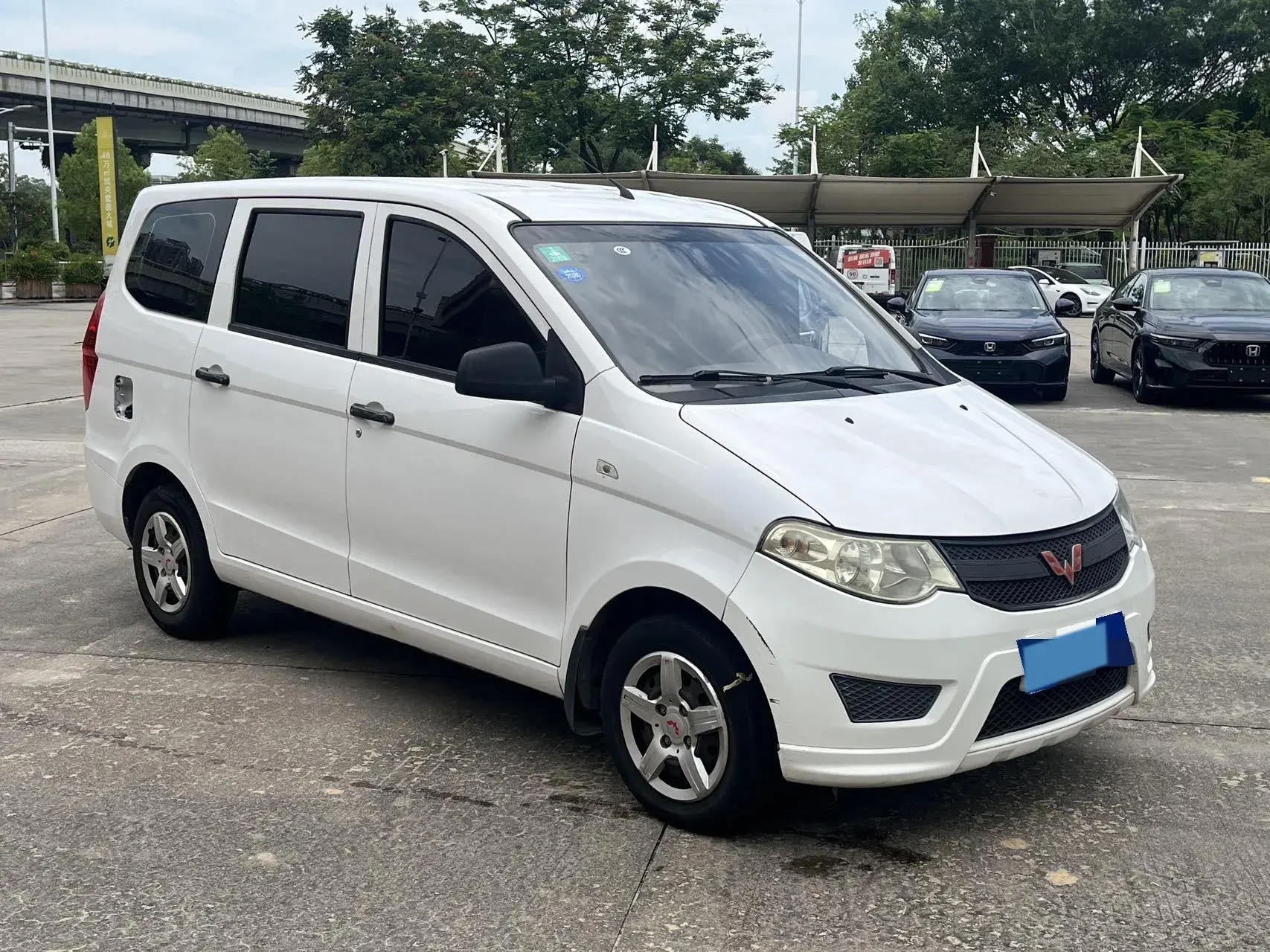 2018 WULING HONGGUANG thumbnail 3
