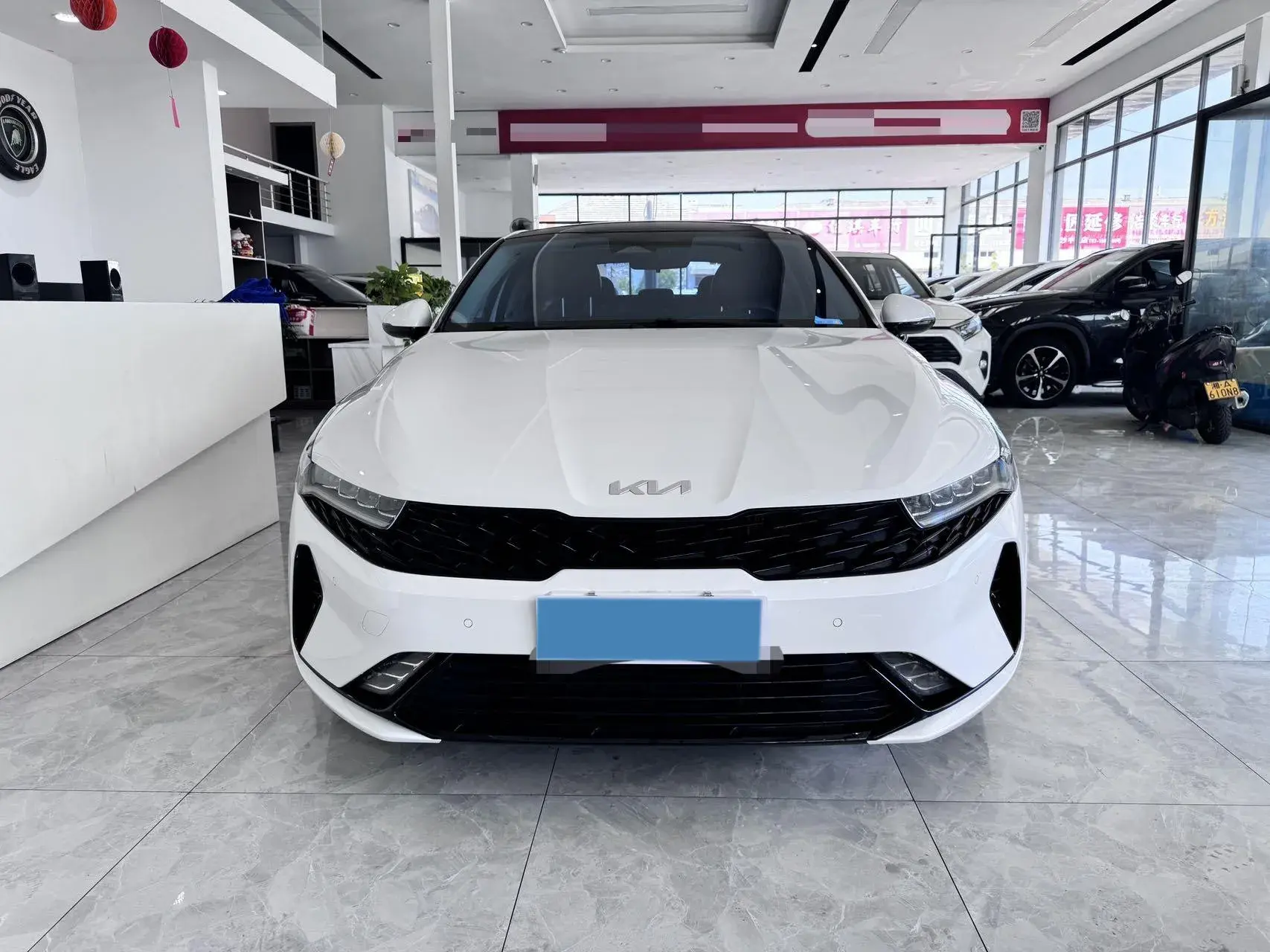 2021 KIA K5 thumbnail 2