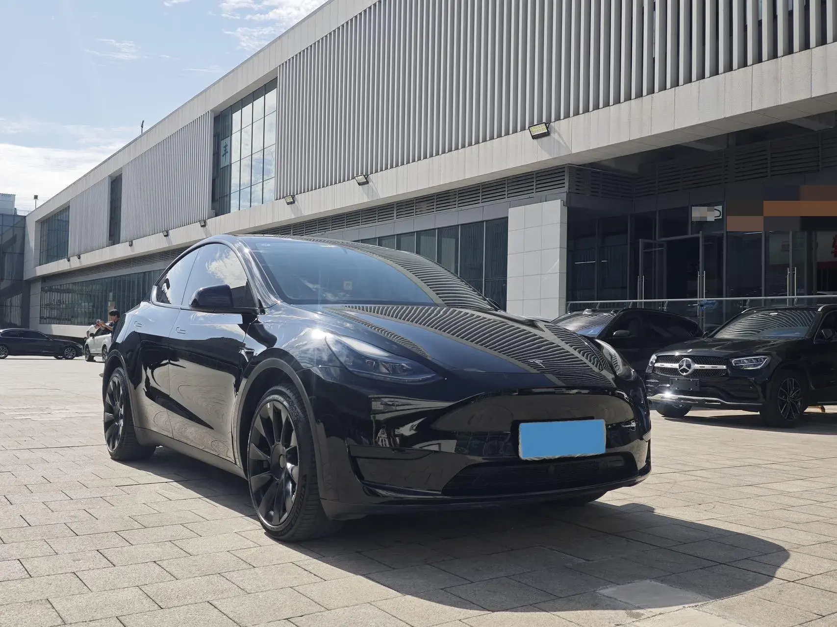 2022 TESLA MODEL thumbnail 3