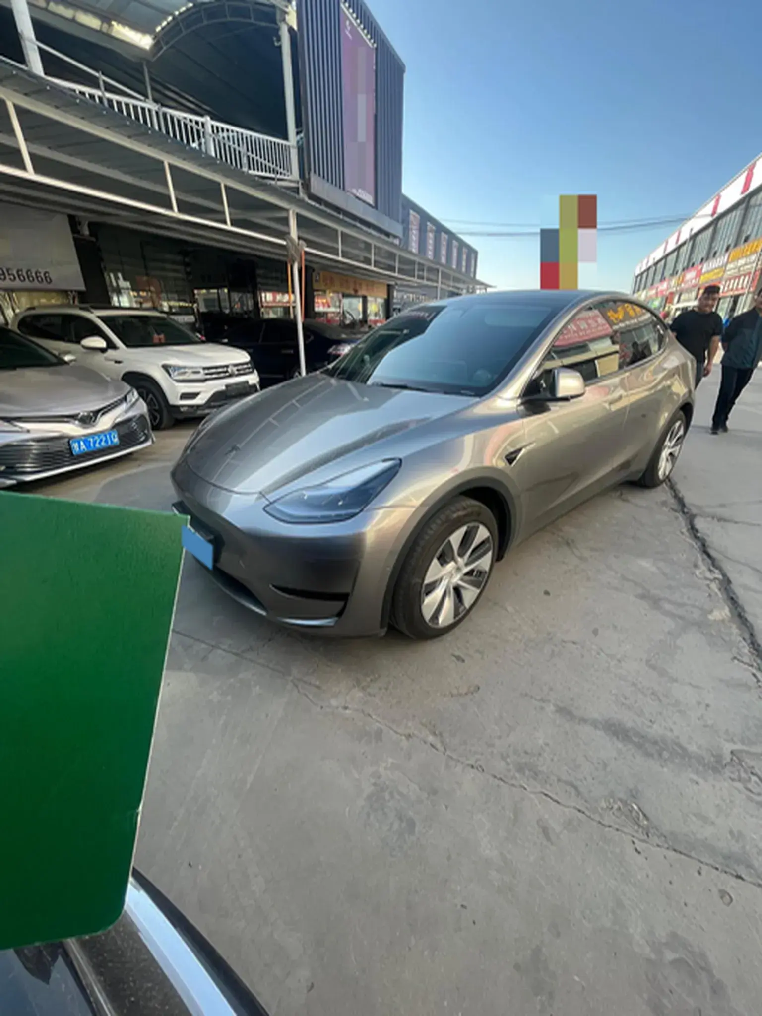 2022 TESLA MODEL view 1