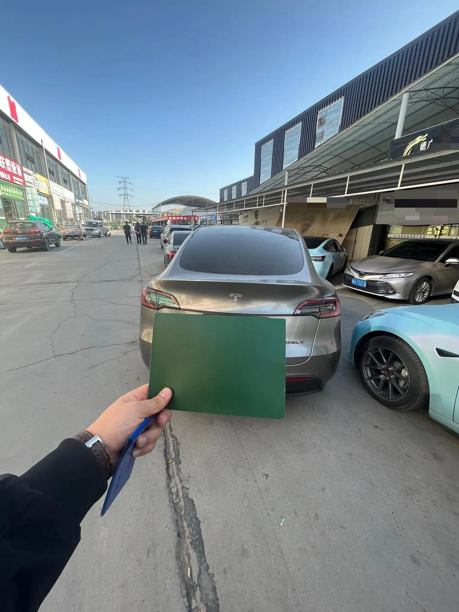 2022 TESLA MODEL thumbnail 3