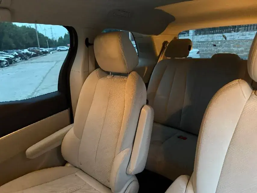 2022 BUICK GL8 thumbnail 3