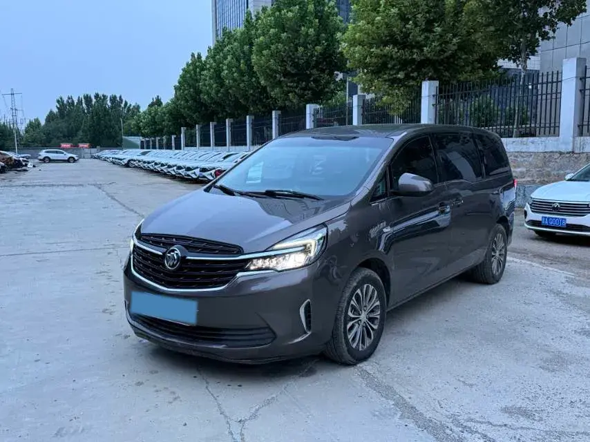 2022 BUICK GL8 view 1