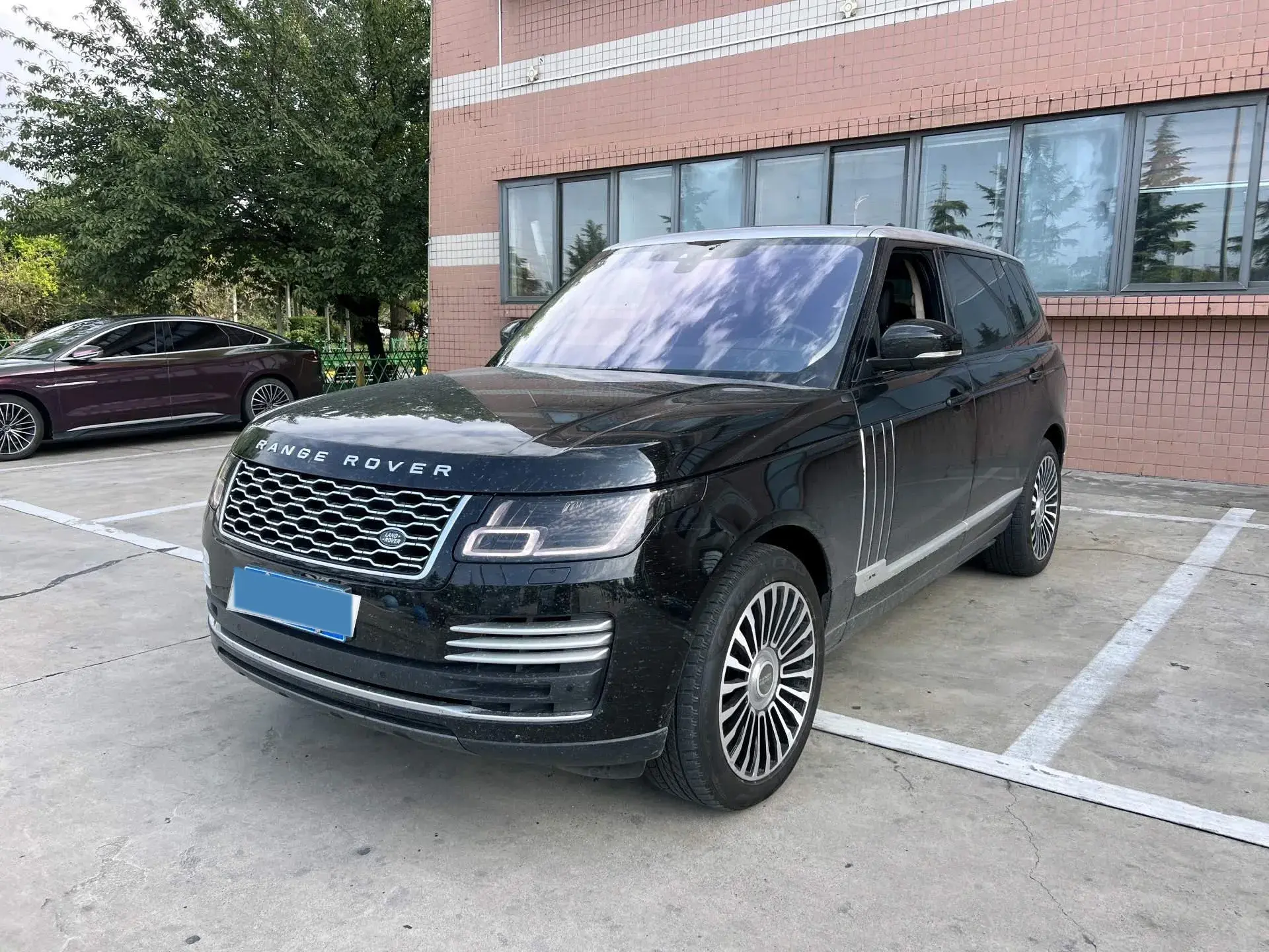 2018 LAND ROVER view 1