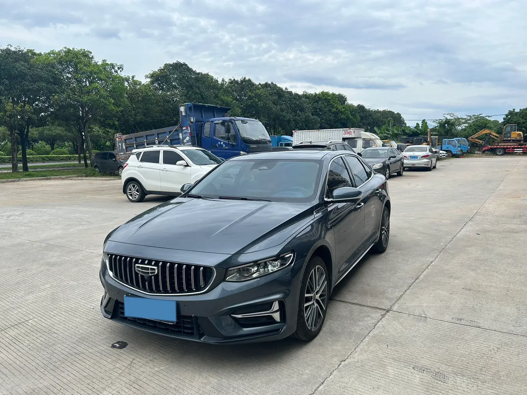 2023 GEELY PREFACE view 1