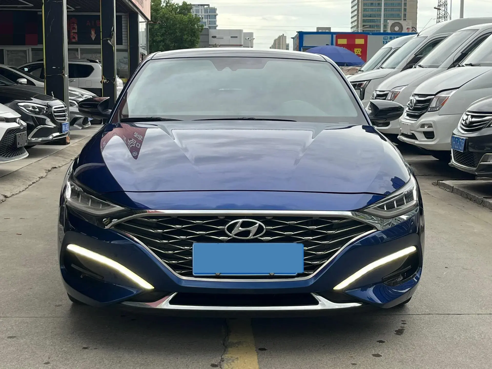 2019 HYUNDAI LA thumbnail 2