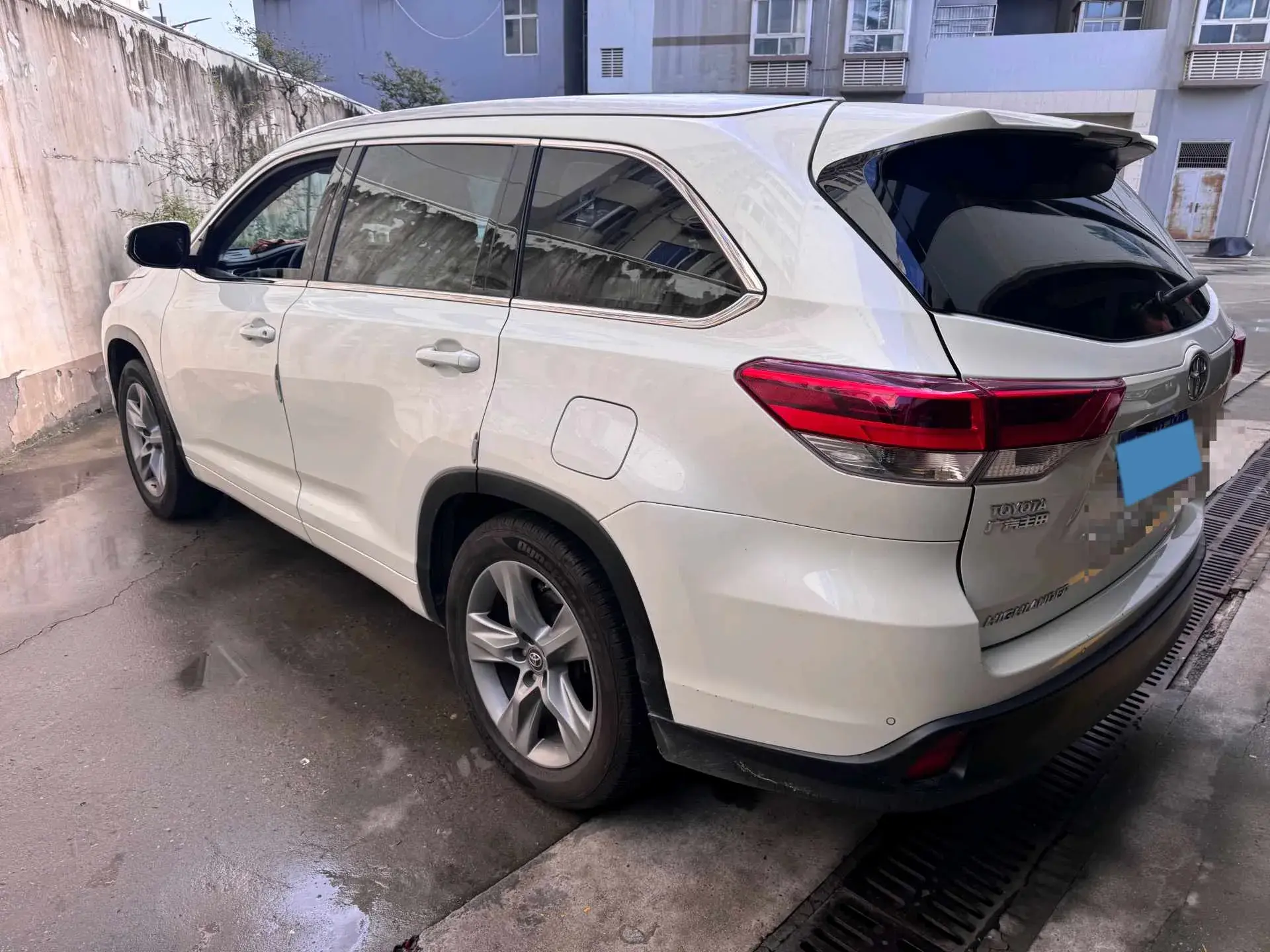 2018 TOYOTA HIGHLANDER thumbnail 4