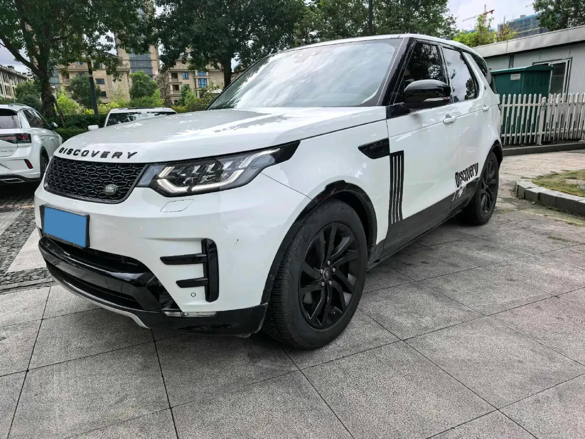 2020 Land Rover Discovery 2.0T 300HP L4 8AT,autocango,china used car exporter,china ev exporter,chinese used car exporter,chinese used ev exporter