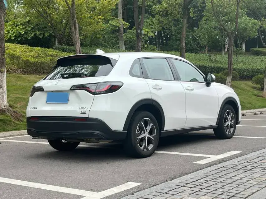 2023 HONDA ZR-V thumbnail 4