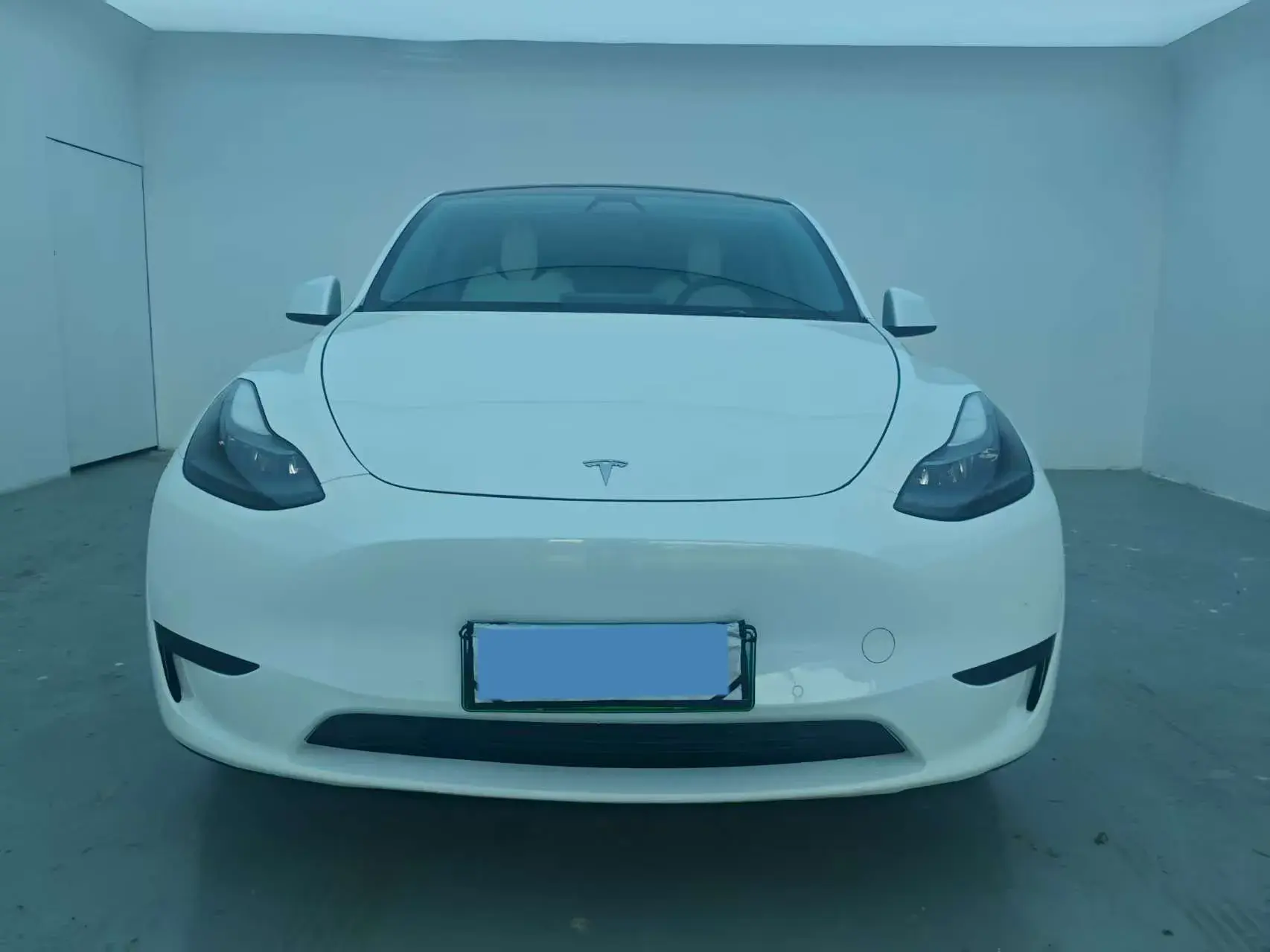 2022 TESLA MODEL thumbnail 3