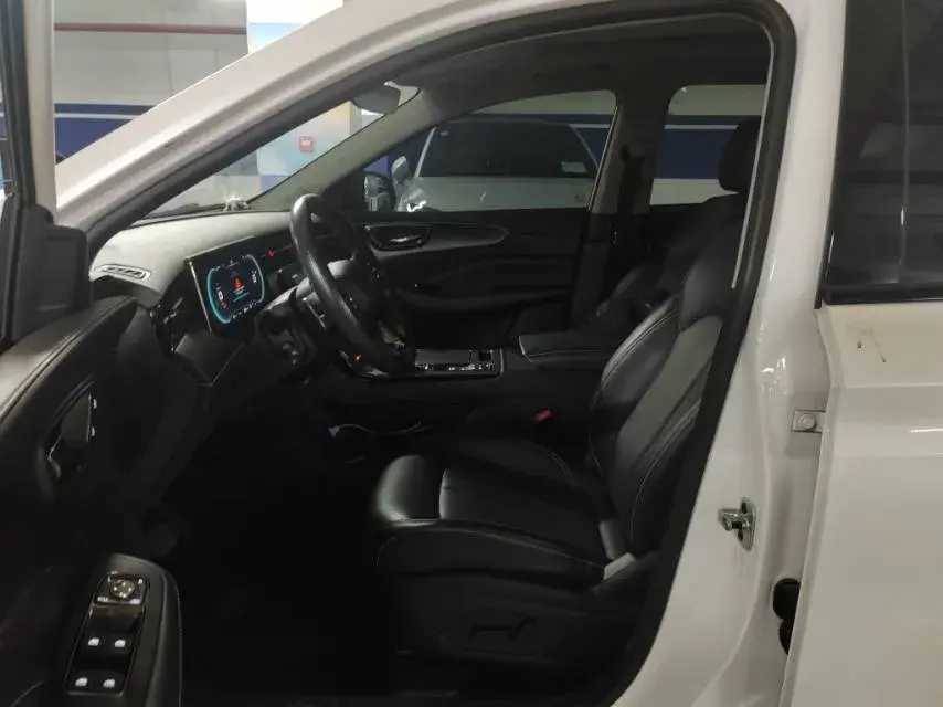 2021 ROEWE RX5 thumbnail 4