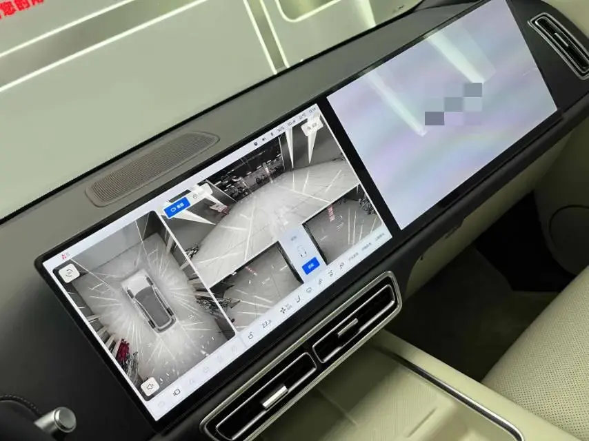 2022 LI L9 thumbnail 4