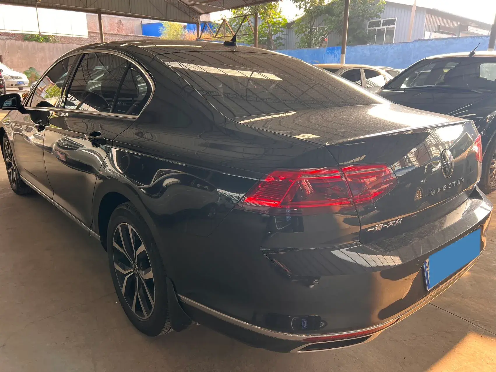 2020 VOLKSWAGEN MAGOTAN thumbnail 3