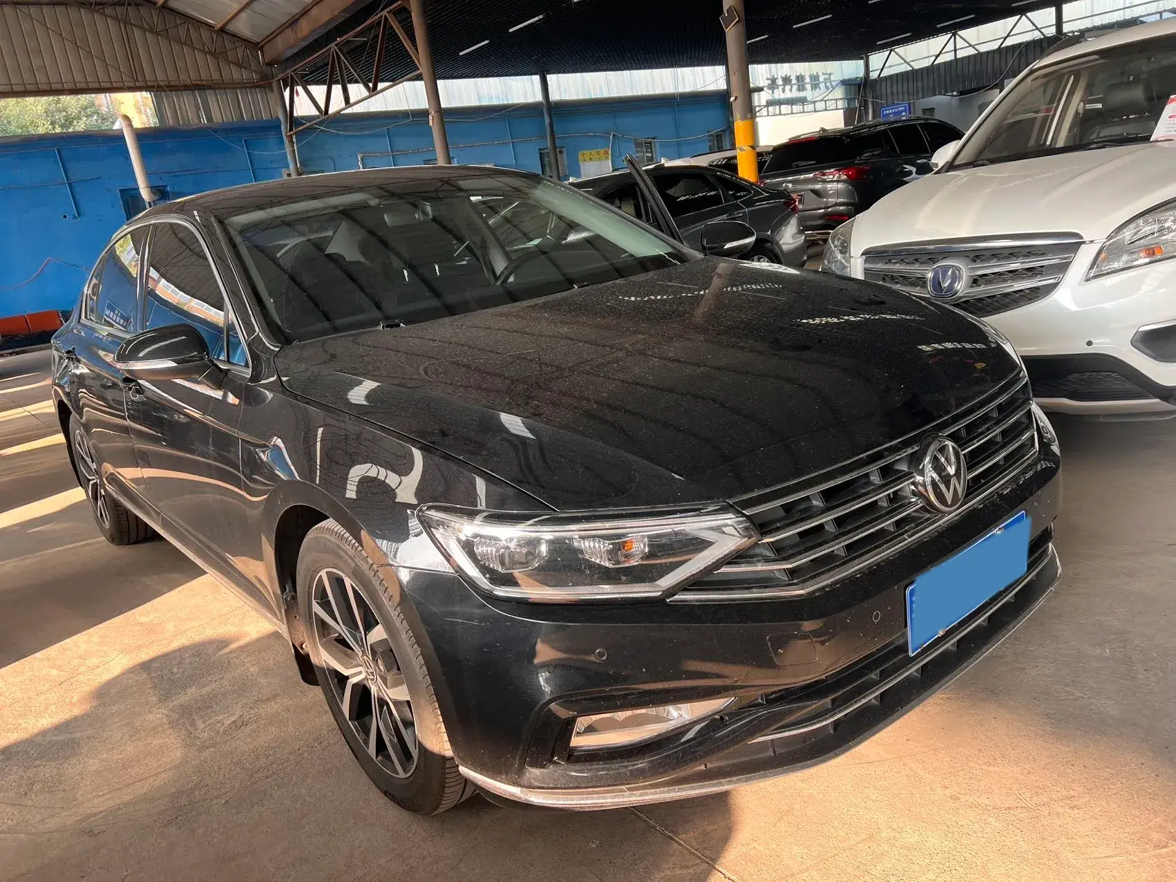 2020 VOLKSWAGEN MAGOTAN thumbnail 2