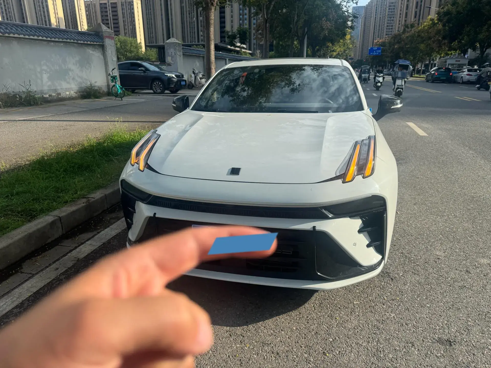 2025 LYNK&CO 03 thumbnail 2