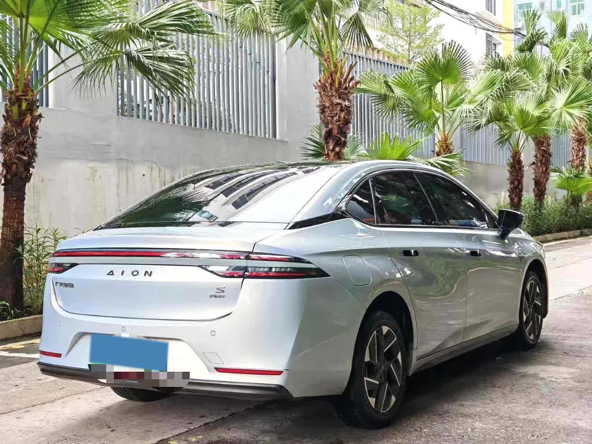 2023 AION S thumbnail 4