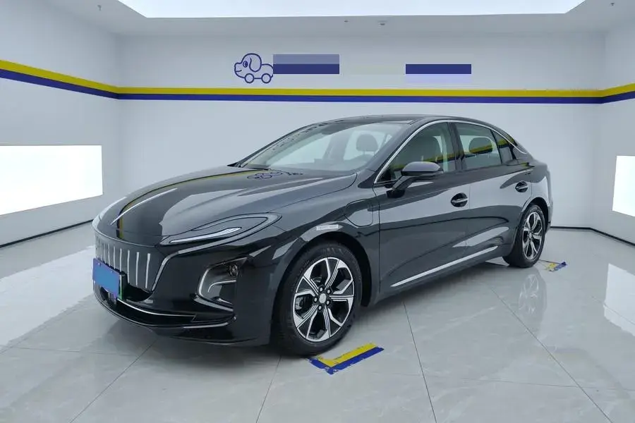 2023 HONGQI E-QM5 view 1