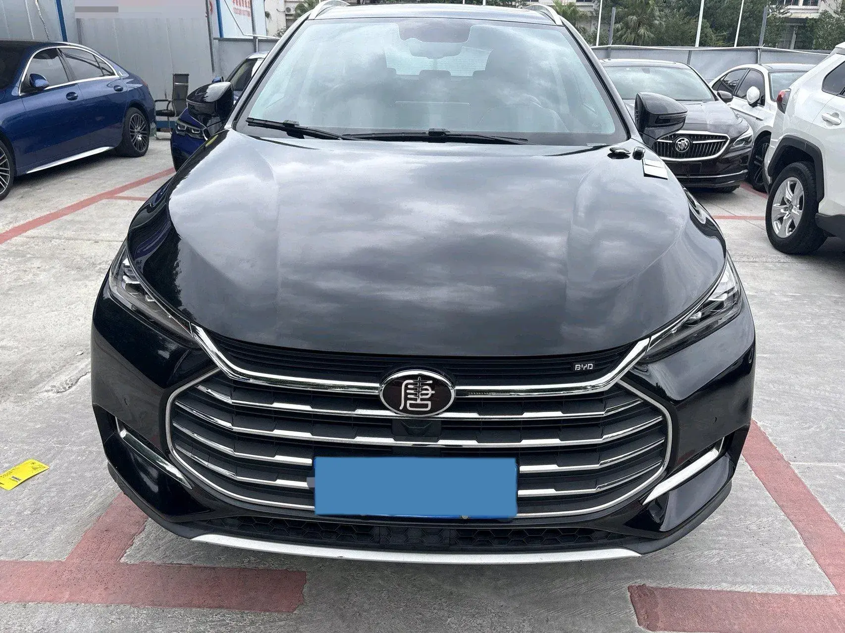 2018 BYD TANG thumbnail 2