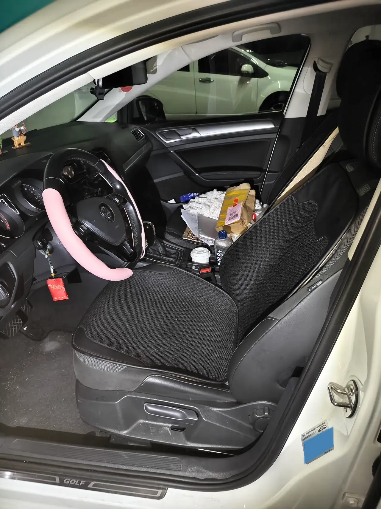 2020 VOLKSWAGEN GOLF thumbnail 3