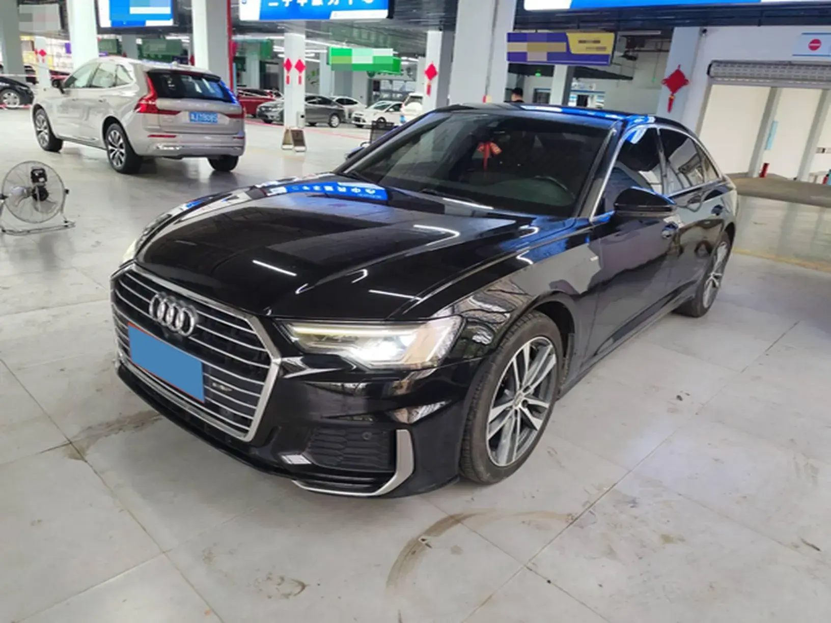 2021 AUDI A6L view 1