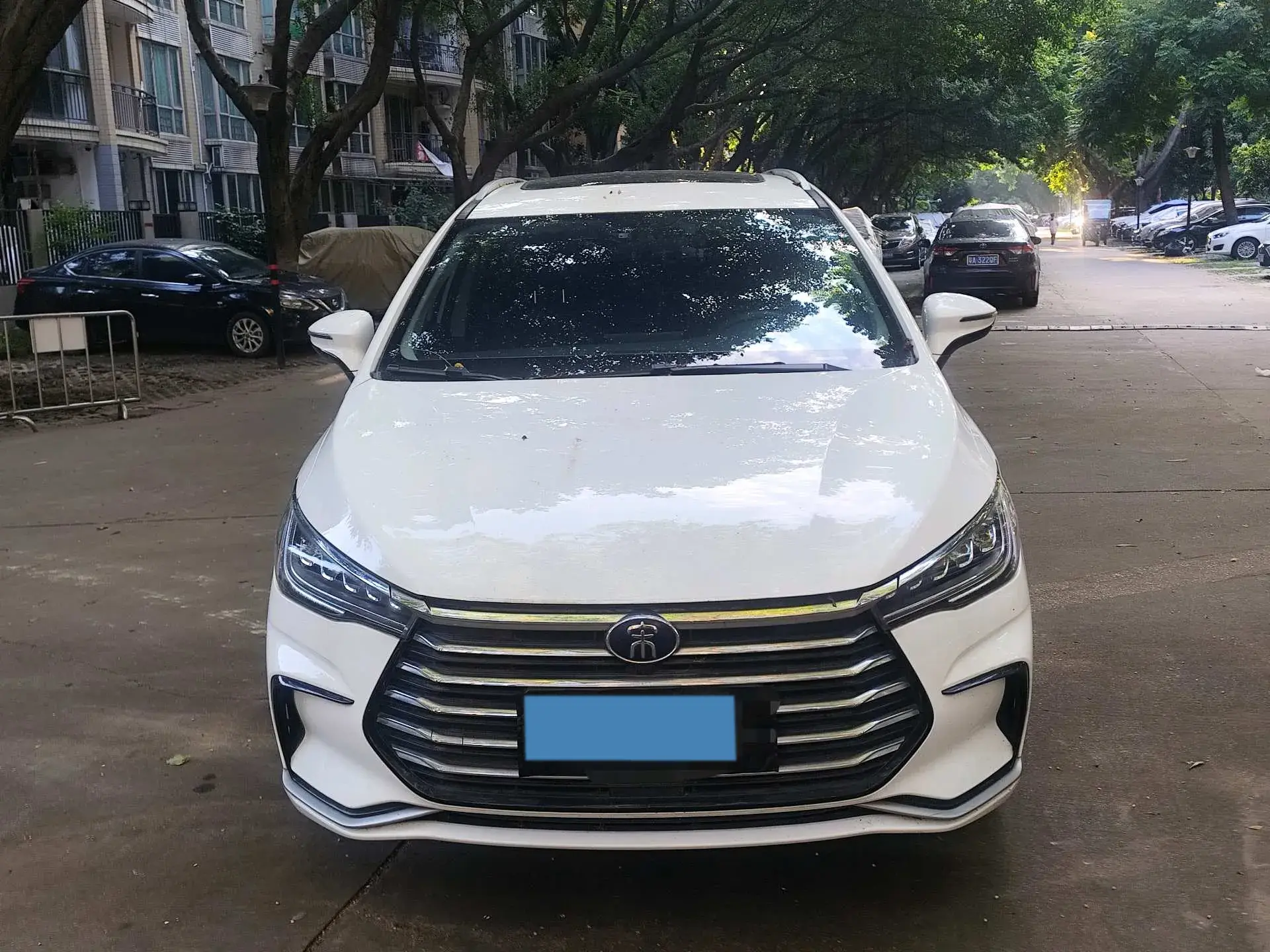 2021 BYD SONG thumbnail 2