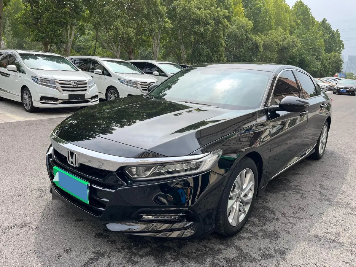 2018 Honda Accord 1.5T 194HP L4 CVT