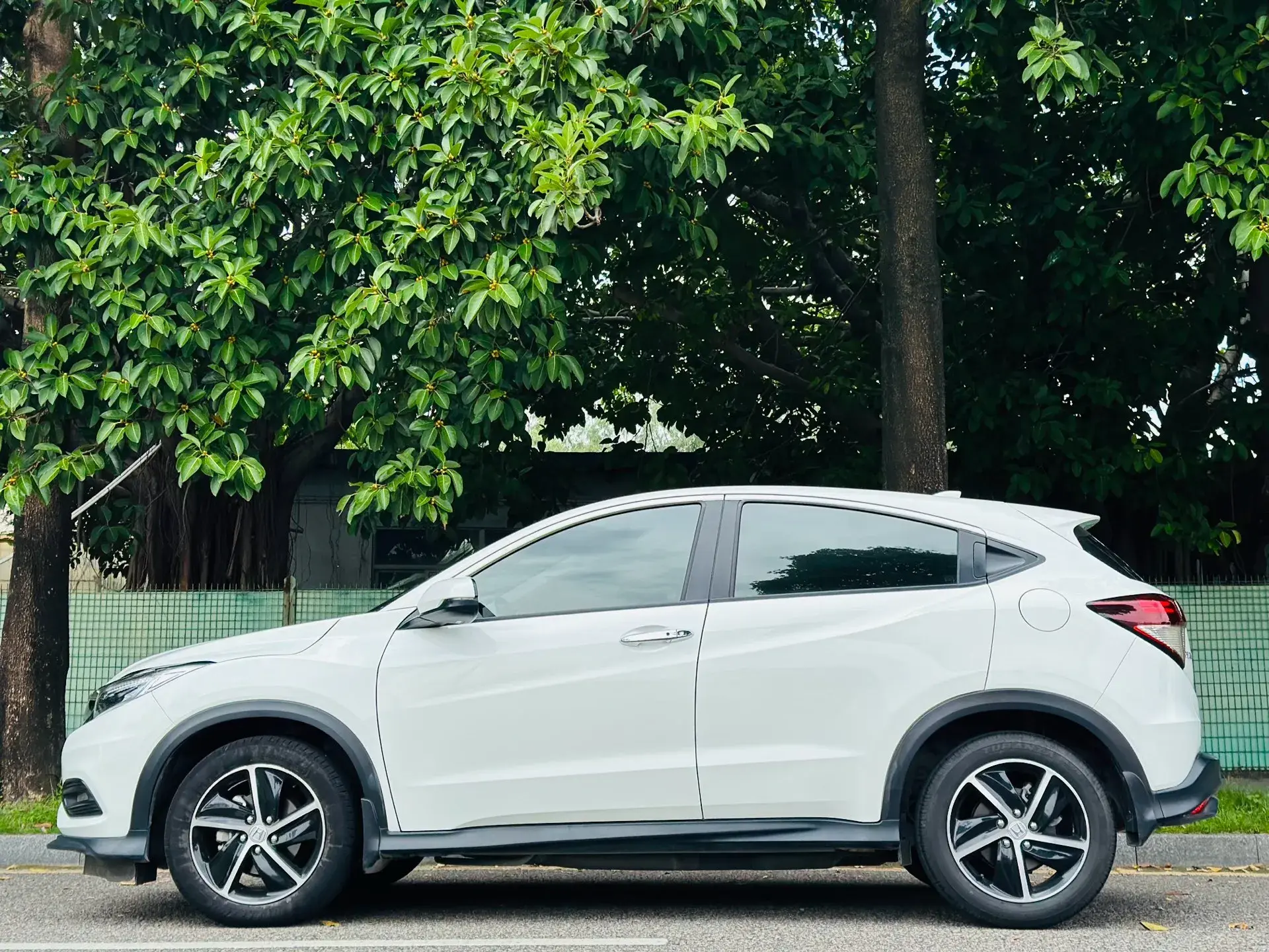 2020 HONDA FIT thumbnail 3