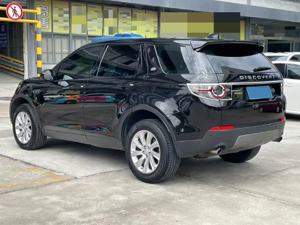 2018 Land Rover Discovery Sport 2.0T 241HP L4 9AT,autocango,china used car exporter,china ev exporter,chinese used car exporter,chinese used ev exporter