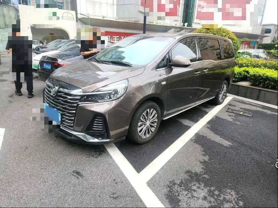 2023 Buick GL8 2.0T 237HP L4 9AT