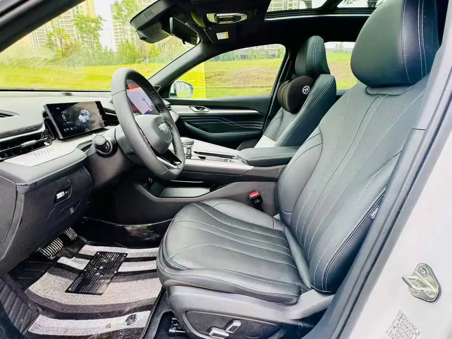 2025 GEELY PREFACE thumbnail 4