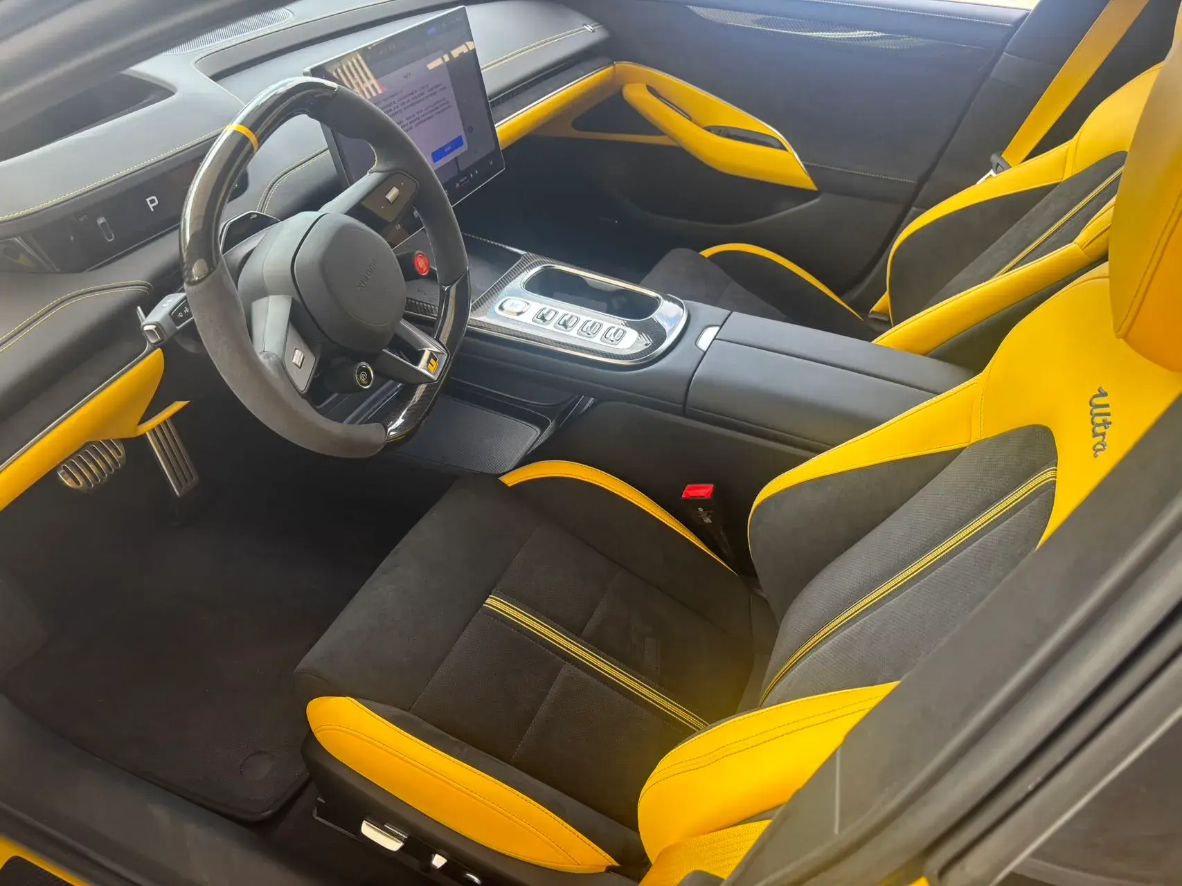 2025 MI SU7 thumbnail 4