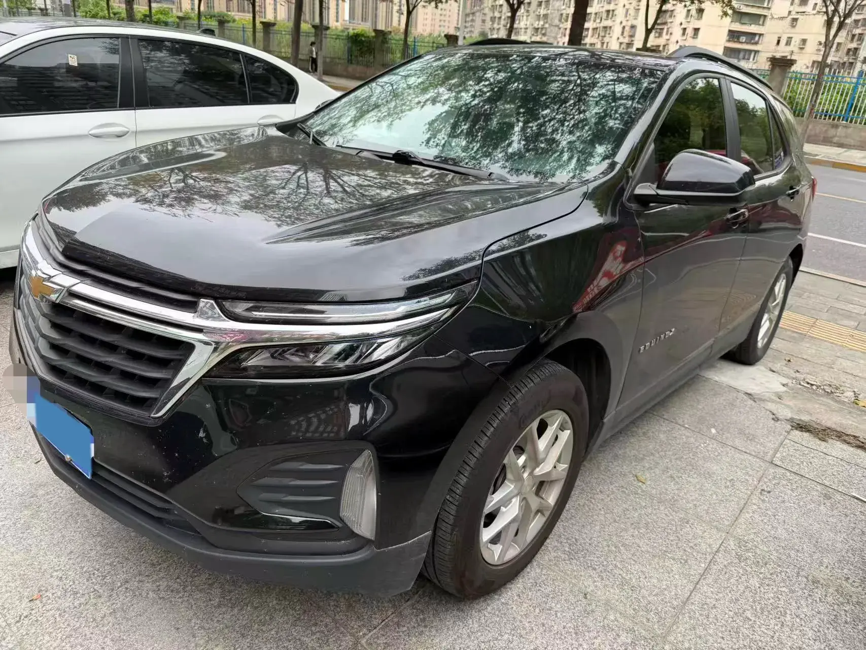 2021 CHEVROLET EQUINOX view 1