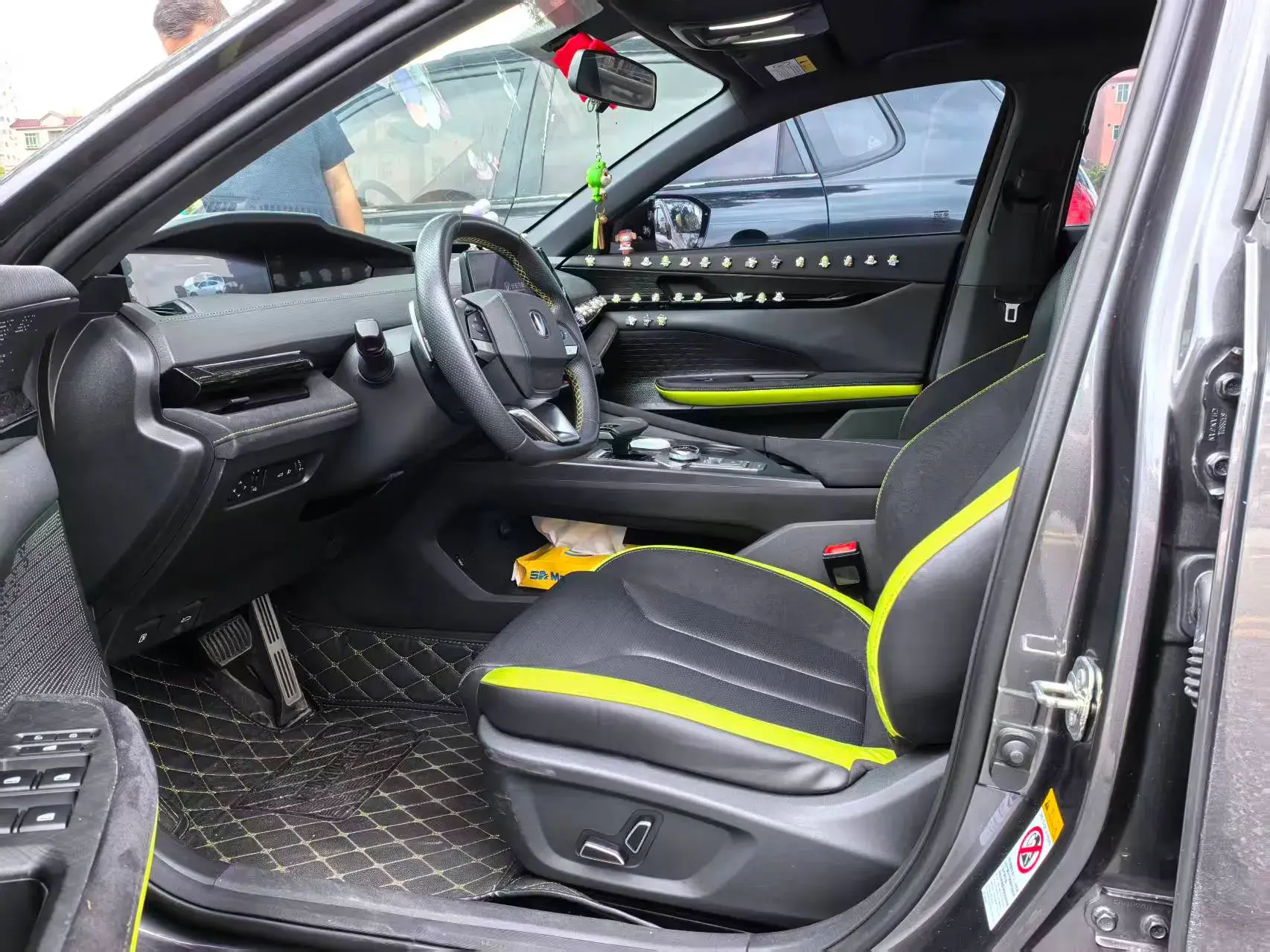 2022 CHANGAN UNI-V thumbnail 4