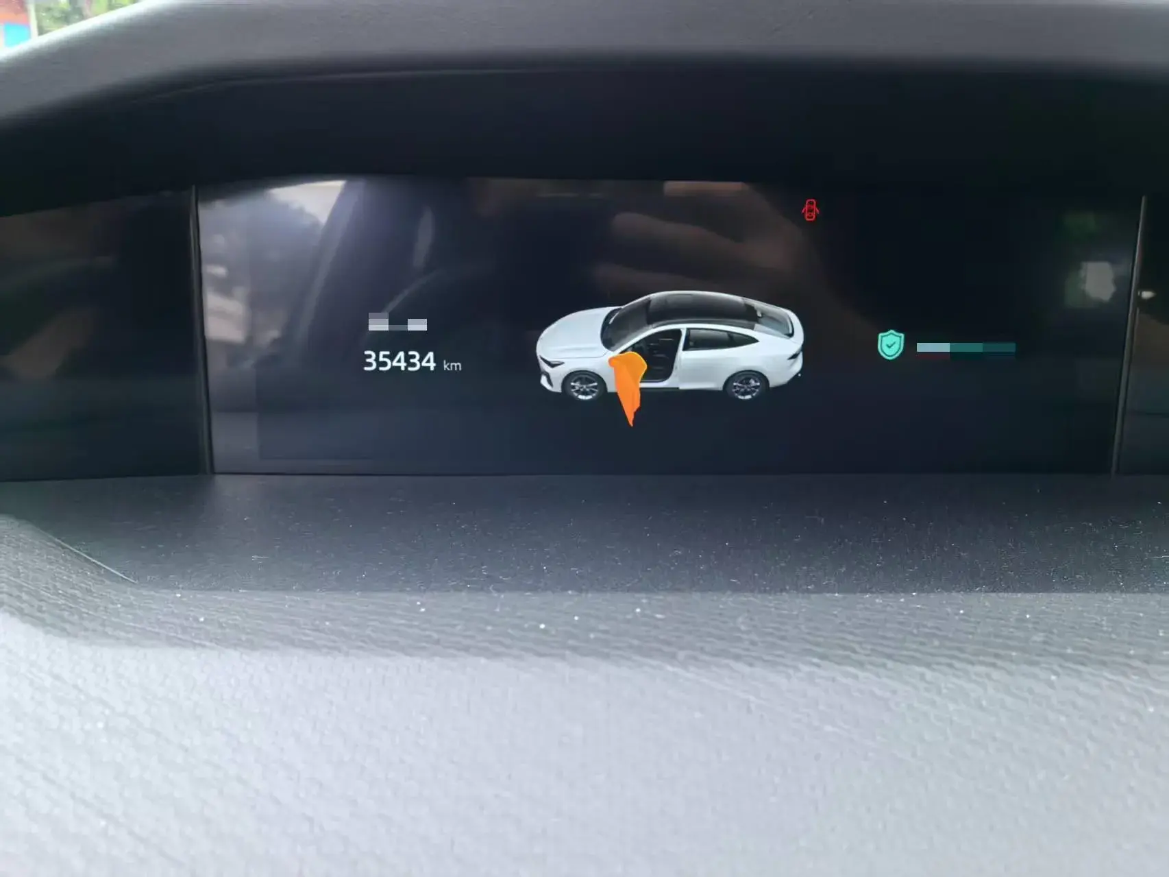 2022 CHANGAN UNI-V thumbnail 2