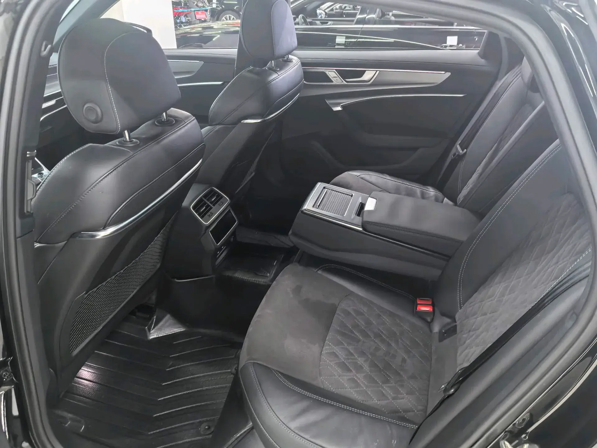 2023 AUDI A6L thumbnail 4