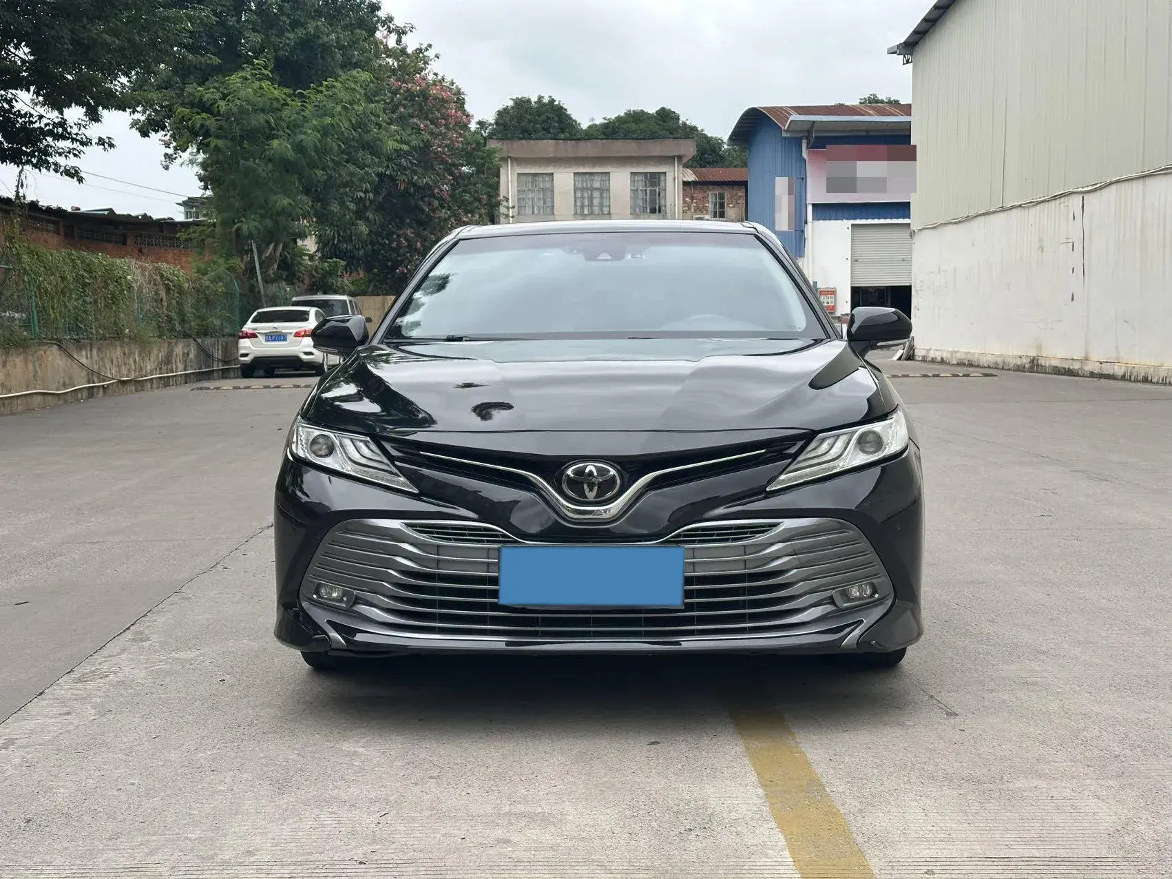 2019 TOYOTA CAMRY thumbnail 2