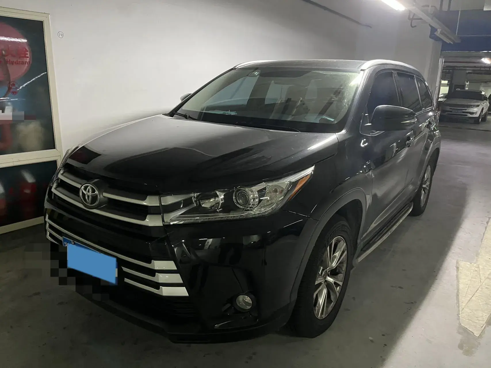2018 TOYOTA HIGHLANDER view 1