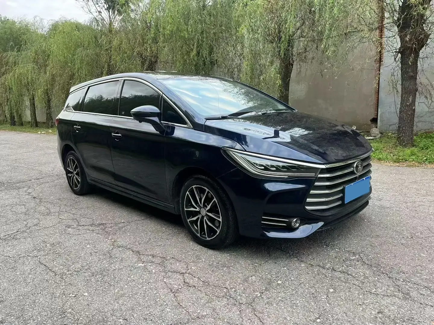 2018 BYD SONG thumbnail 3