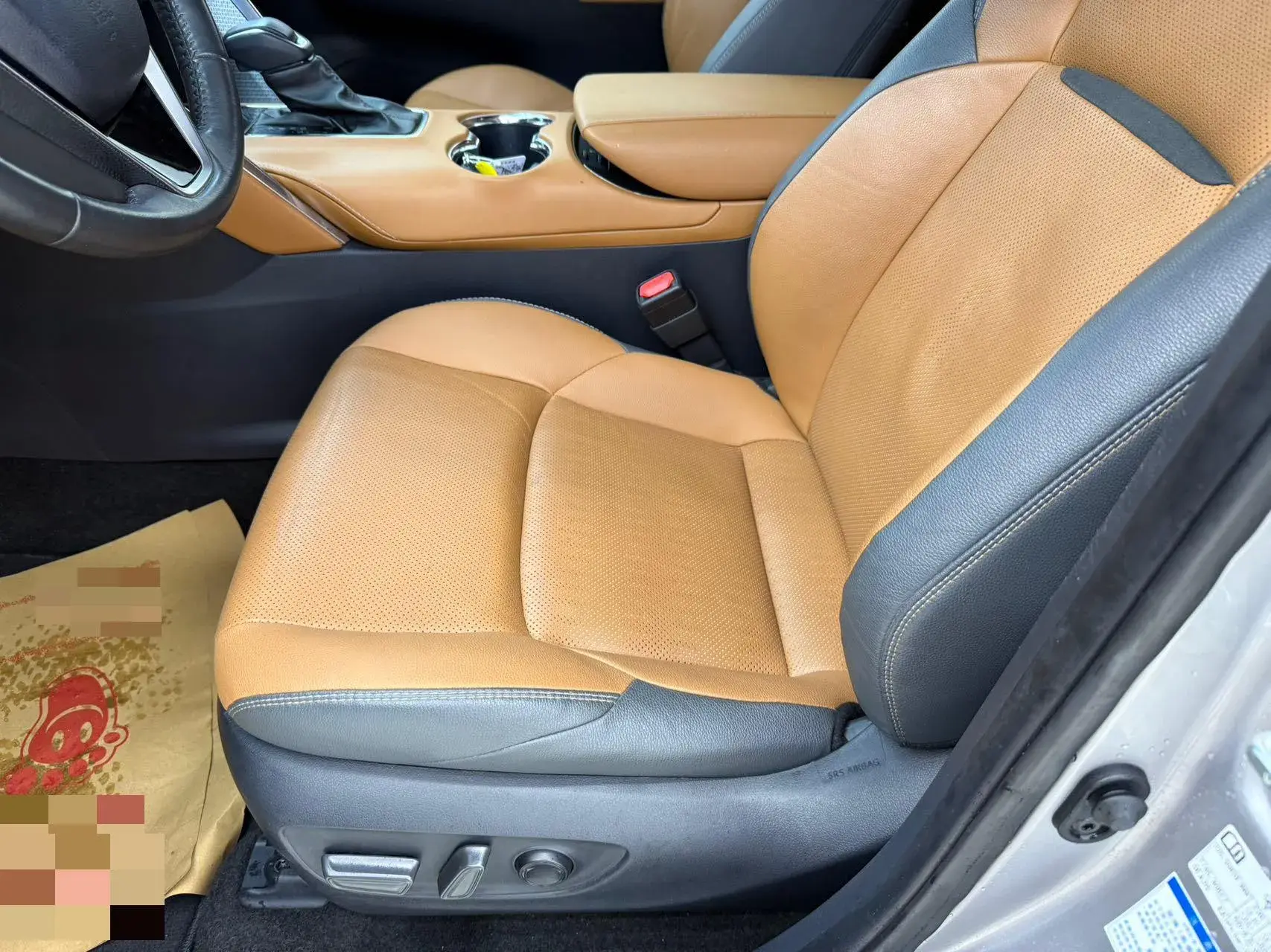 2022 TOYOTA VENZA thumbnail 4